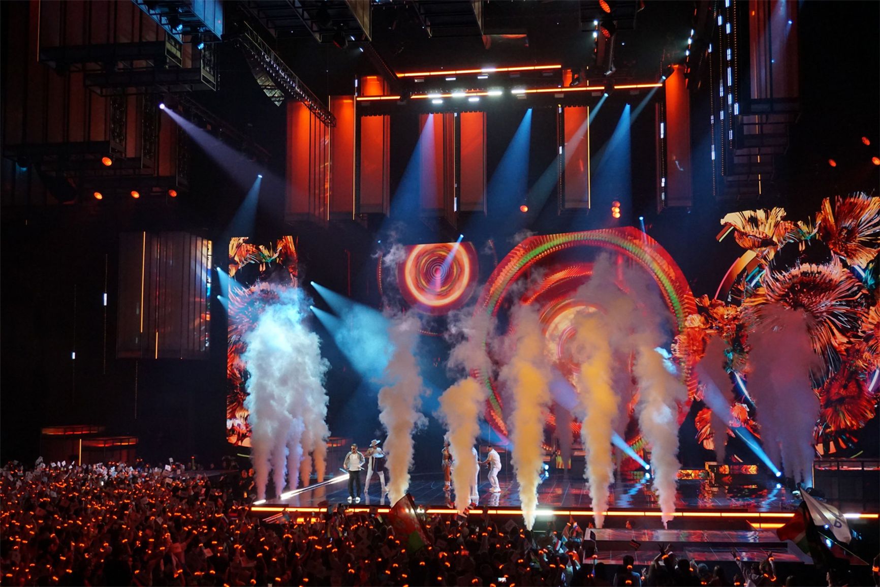 All the visuals boiled down either to bursts of fire and fireworks or to graphics generated by artificial intelligence